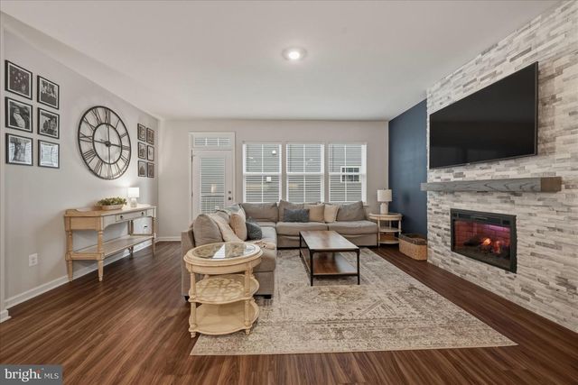 1311 FOAL ST, Ranson, WV 25438