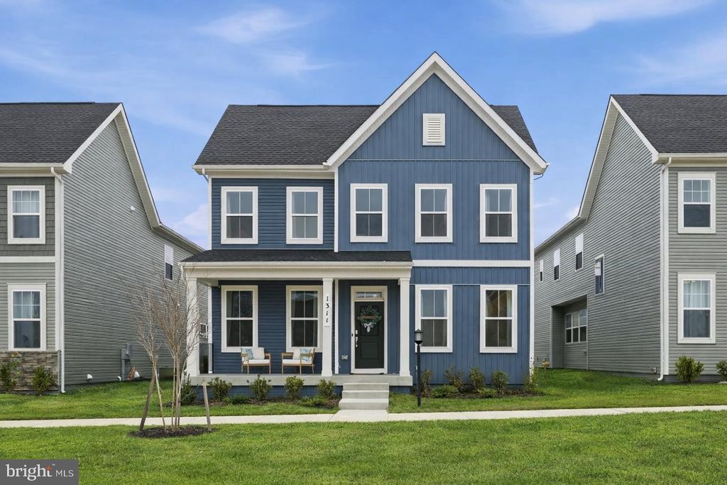 1311 FOAL ST, Ranson, WV 25438