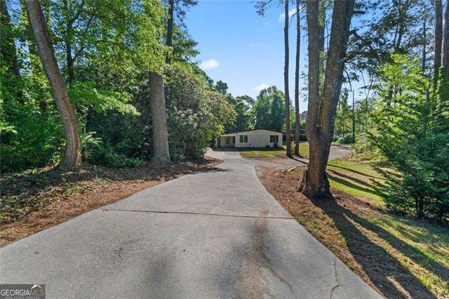 2061 Shady Lane, Tucker, GA 30084