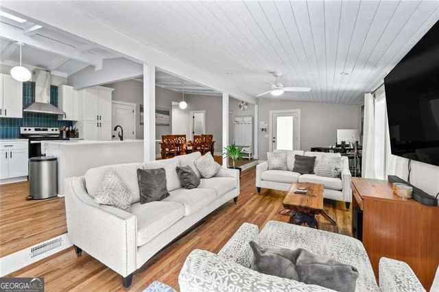 2061 Shady Lane, Tucker, GA 30084