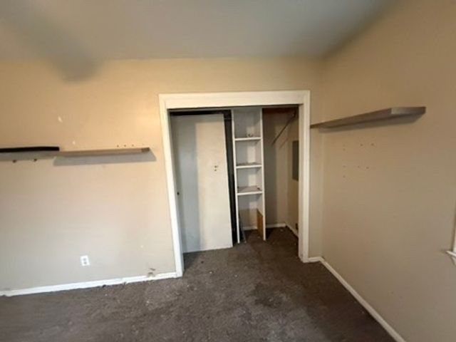 1820 E 25th Street, Des Moines, IA 50317