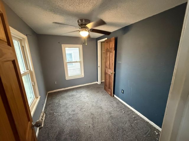 1820 E 25th Street, Des Moines, IA 50317