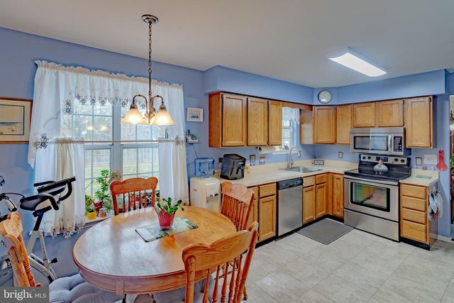 19 DEVONSHIRE CT, Sicklerville, NJ 08081