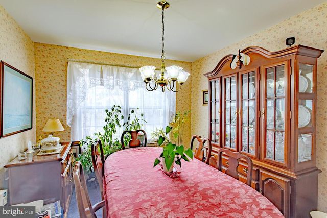 19 DEVONSHIRE CT, Sicklerville, NJ 08081