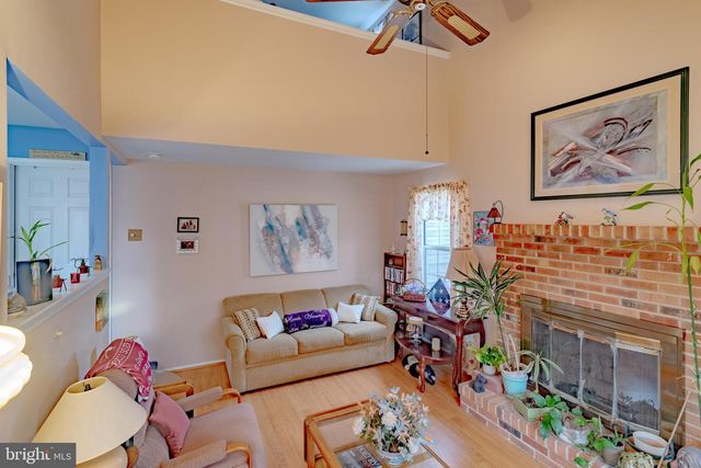 19 DEVONSHIRE CT, Sicklerville, NJ 08081