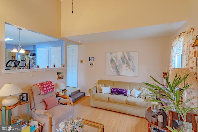 19 DEVONSHIRE CT, Sicklerville, NJ 08081