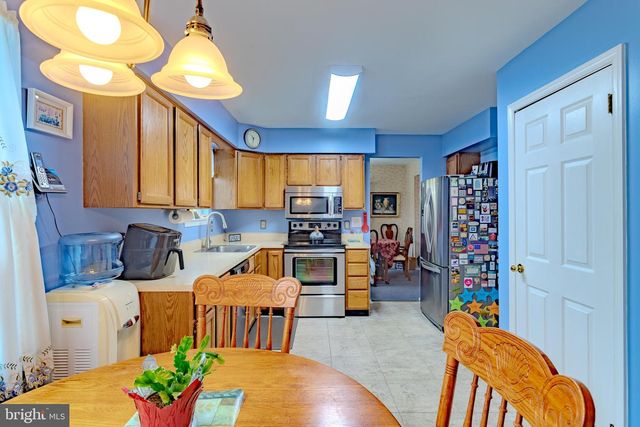 19 DEVONSHIRE CT, Sicklerville, NJ 08081