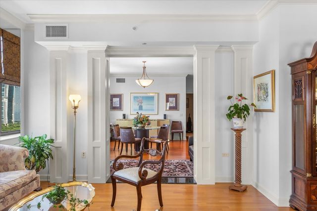 310 S Michigan Avenue 1500, Chicago, IL 60604