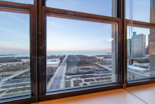 310 S Michigan Avenue 1500, Chicago, IL 60604