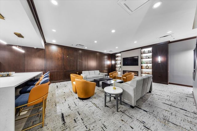 310 S Michigan Avenue 1500, Chicago, IL 60604
