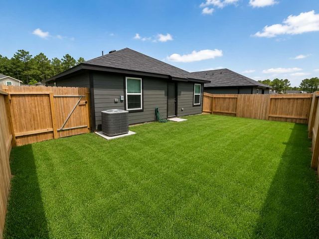 12334 Mccrorey Trail Court, Conroe, TX 77303