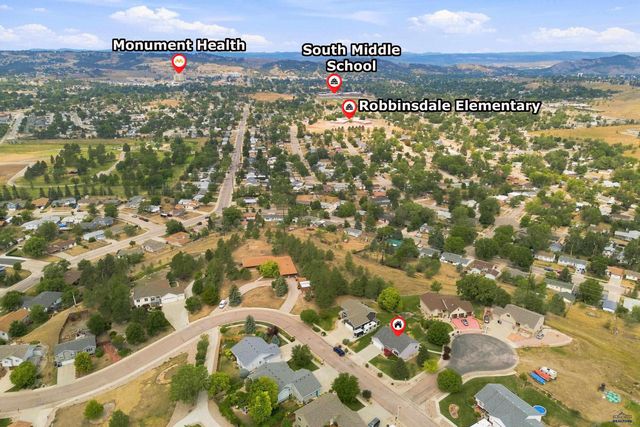 2511 MERLOT DR, Rapid City, SD 57701