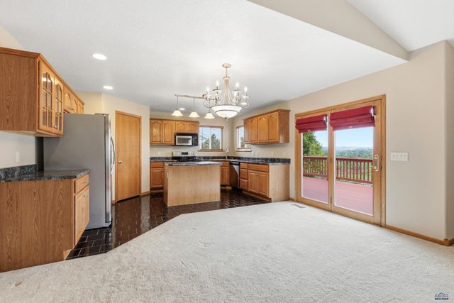 2511 MERLOT DR, Rapid City, SD 57701