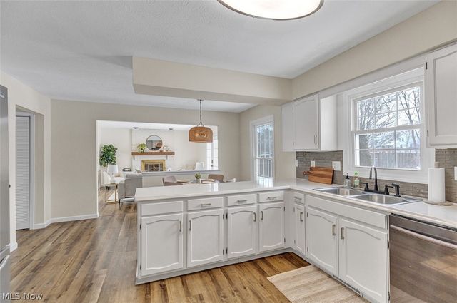 1010 Brookpoint Drive, Medina, OH 44256