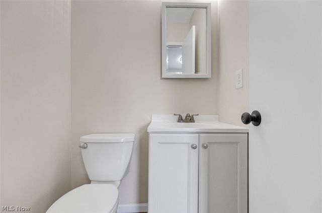 1010 Brookpoint Drive, Medina, OH 44256