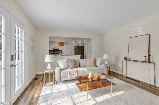 1010 Brookpoint Drive, Medina, OH 44256