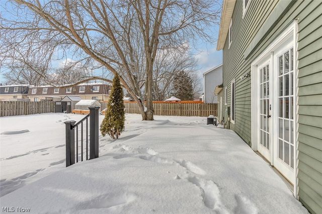 1010 Brookpoint Drive, Medina, OH 44256