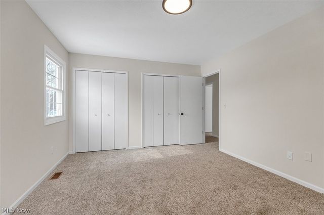 1010 Brookpoint Drive, Medina, OH 44256