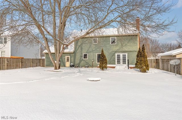 1010 Brookpoint Drive, Medina, OH 44256