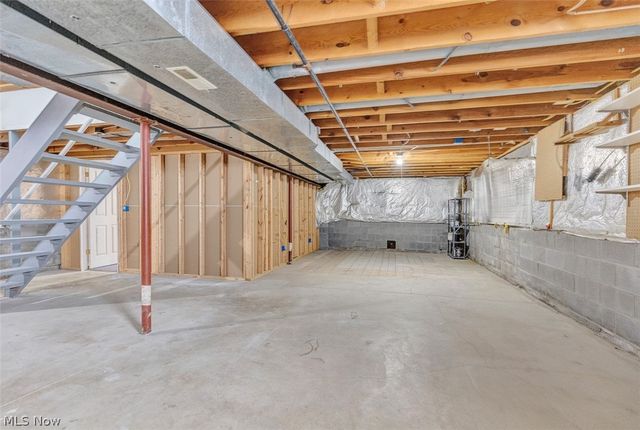 1010 Brookpoint Drive, Medina, OH 44256