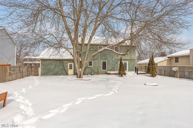 1010 Brookpoint Drive, Medina, OH 44256