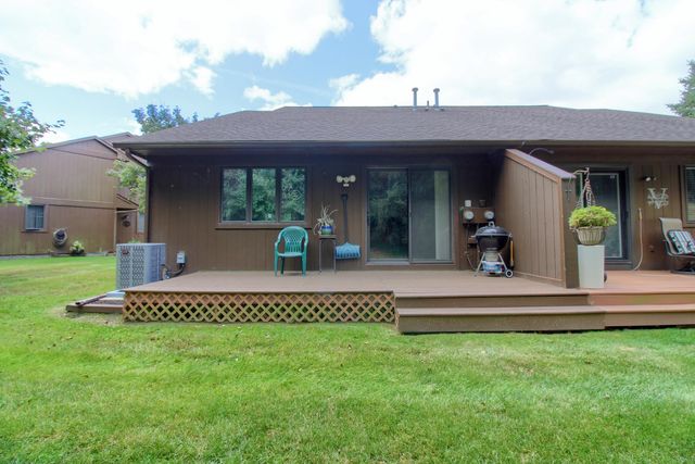 623 Echo Court, Saline, MI 48176