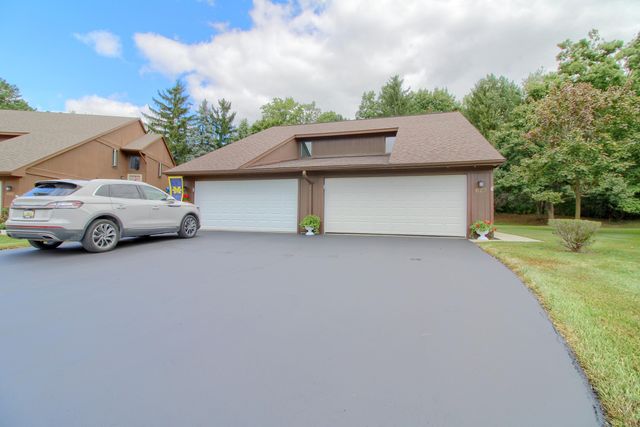 623 Echo Court, Saline, MI 48176