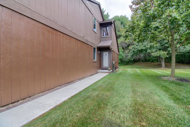 623 Echo Court, Saline, MI 48176