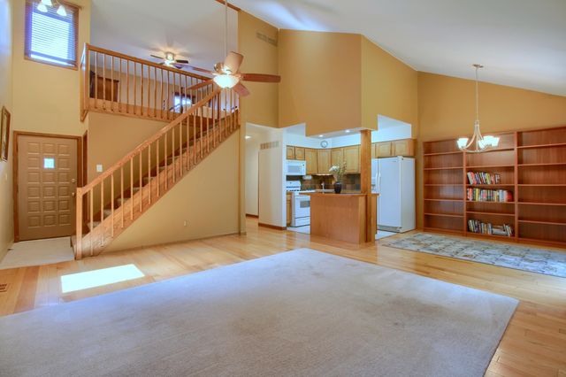 623 Echo Court, Saline, MI 48176