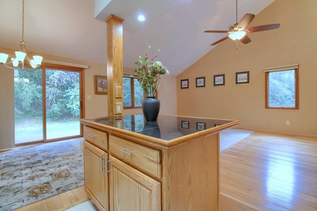 623 Echo Court, Saline, MI 48176