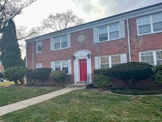 6 Revere Drive APT 4, Stamford, CT 06902