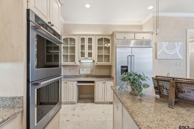 7050 Walden Drive, Tyler, TX 75703