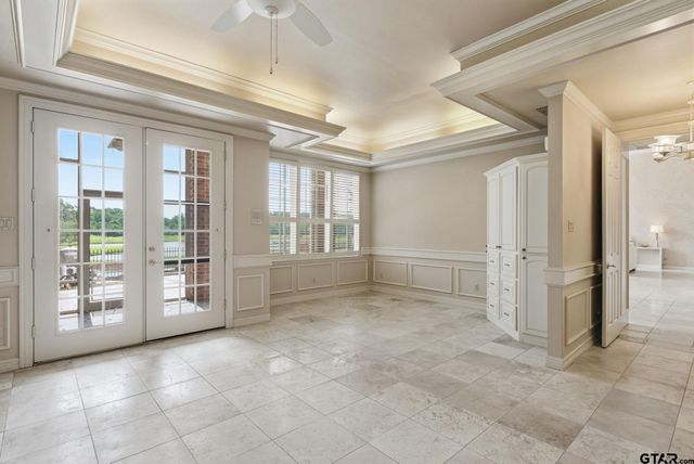 7050 Walden Drive, Tyler, TX 75703