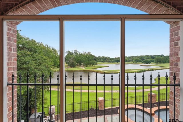 7050 Walden Drive, Tyler, TX 75703