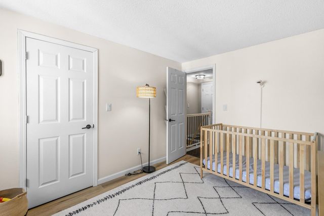 828 Woodgate Drive 105, Vadnais Heights, MN 55127