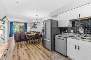 828 Woodgate Drive 105, Vadnais Heights, MN 55127