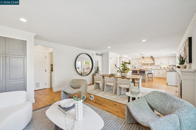 2324 Stewart Ave, Walnut Creek, CA 94596