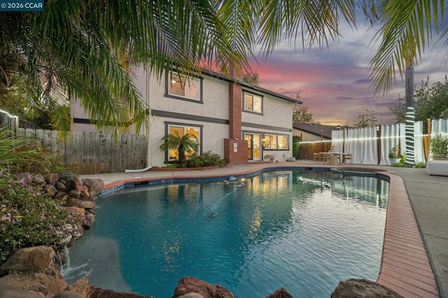 2324 Stewart Ave, Walnut Creek, CA 94596