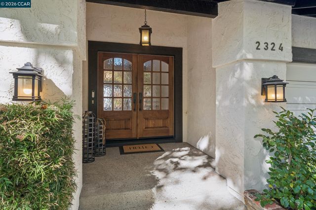 2324 Stewart Ave, Walnut Creek, CA 94596