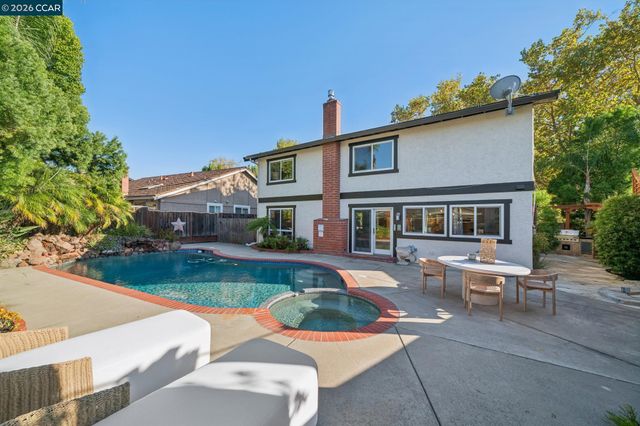 2324 Stewart Ave, Walnut Creek, CA 94596