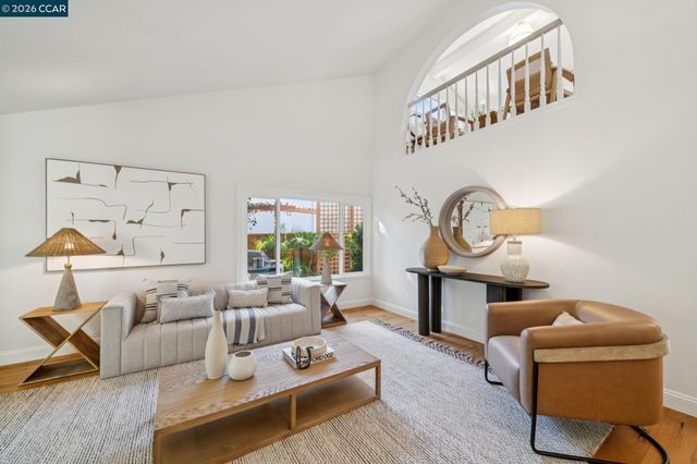 2324 Stewart Ave, Walnut Creek, CA 94596