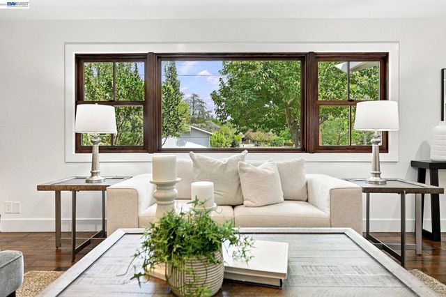 14 Liberta Court, Danville, CA 94526