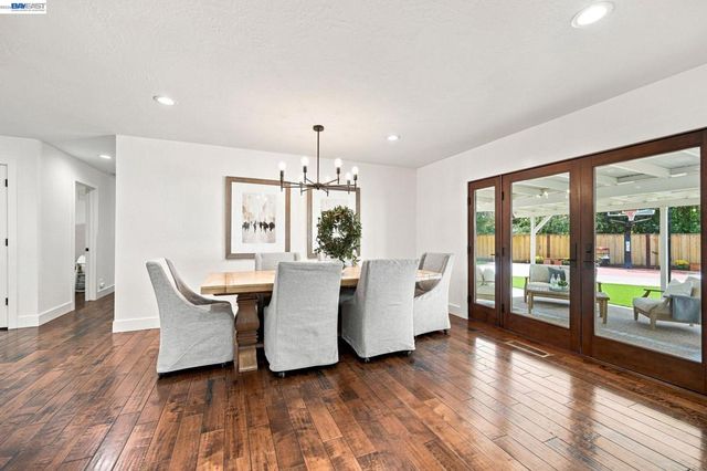 14 Liberta Court, Danville, CA 94526