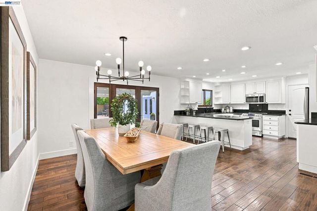 14 Liberta Court, Danville, CA 94526