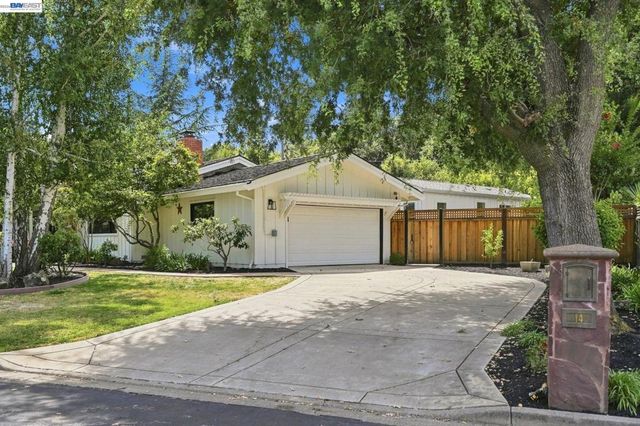 14 Liberta Court, Danville, CA 94526