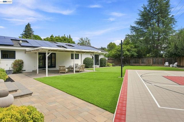 14 Liberta Court, Danville, CA 94526