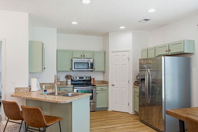 1107 Savannah Ave, Gallatin, TN 37066