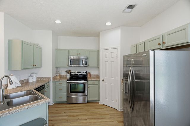 1107 Savannah Ave, Gallatin, TN 37066