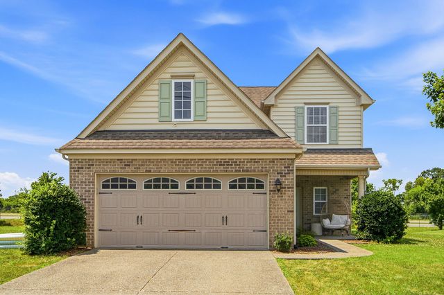 1107 Savannah Ave, Gallatin, TN 37066