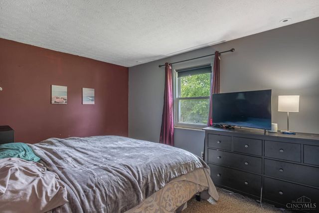 135 Stonemill Court, Monroe, OH 45050